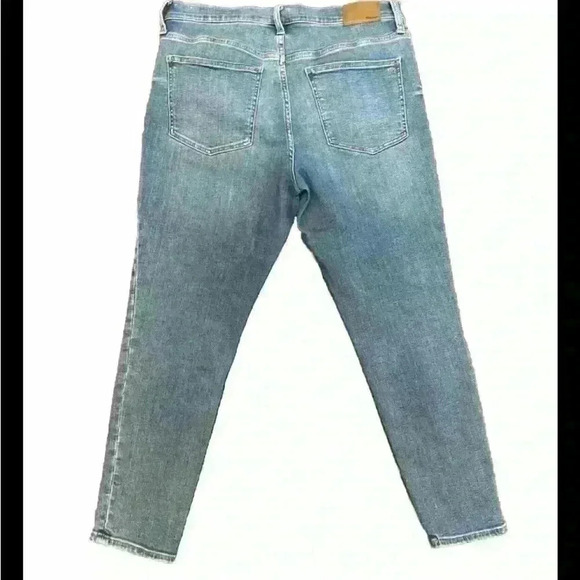 Madewell Womens Medium Wash 9" Mid Rise Skinny Crop Button Fly Jeans Size 31 - Picture 2 of 5